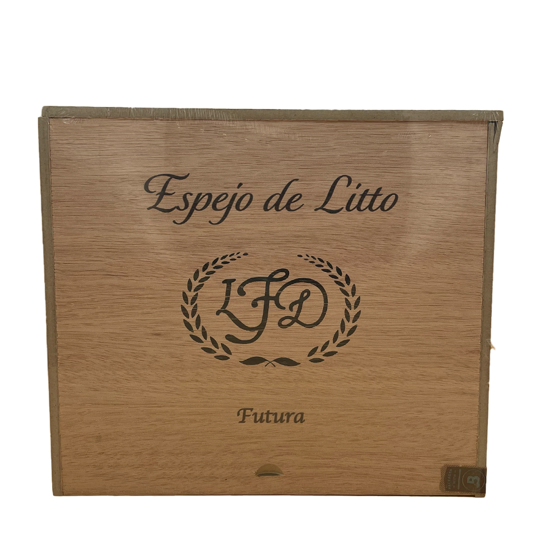 La Flor Dominicana Espejo de Litto