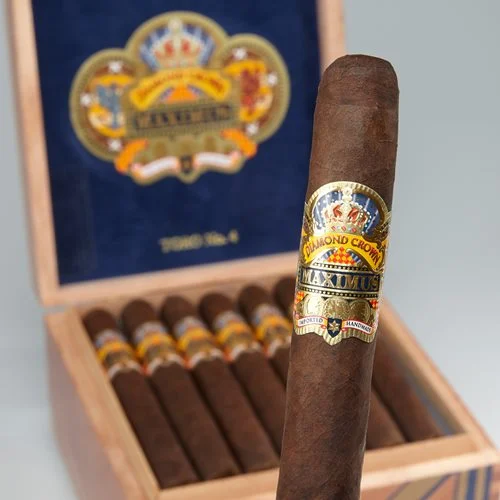 Diamond Crown Maximus cigars