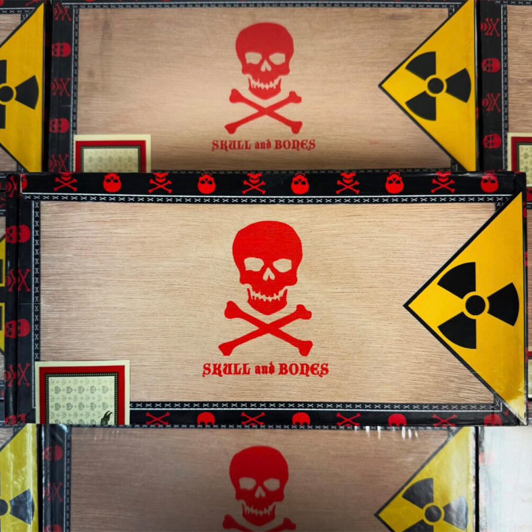 Viaje Skull and Bones Red