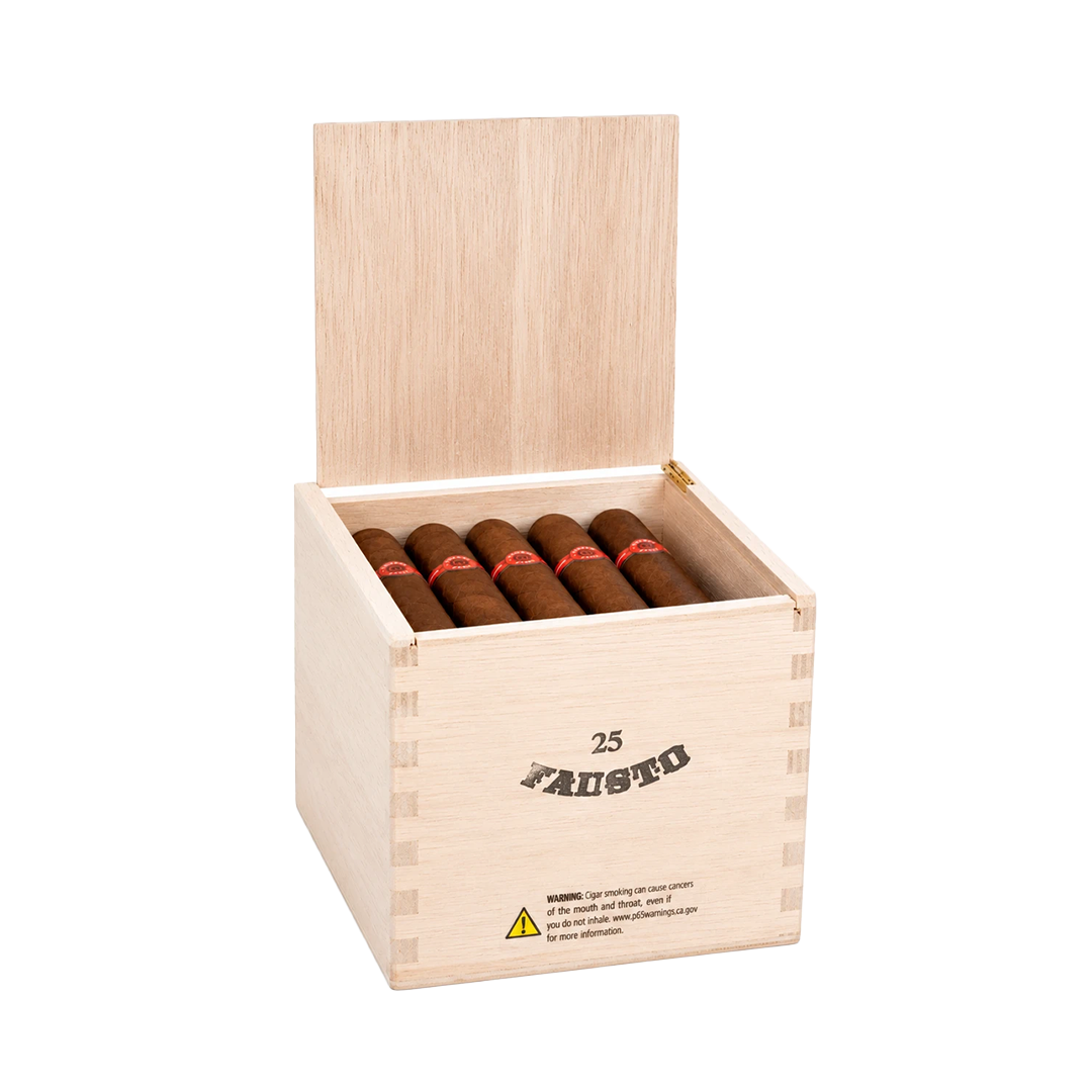 Tatuaje Fausto FT187